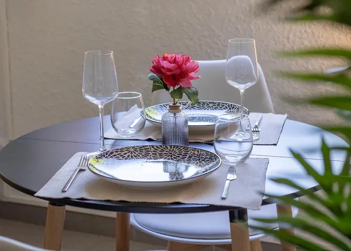 L'albigeoise - Confort - Tout Equipe - Parking Gratuit - 10 Min A Pied Du Centre-ville - Proche Gare - Universite - Vue Parc - Fibre אלבי